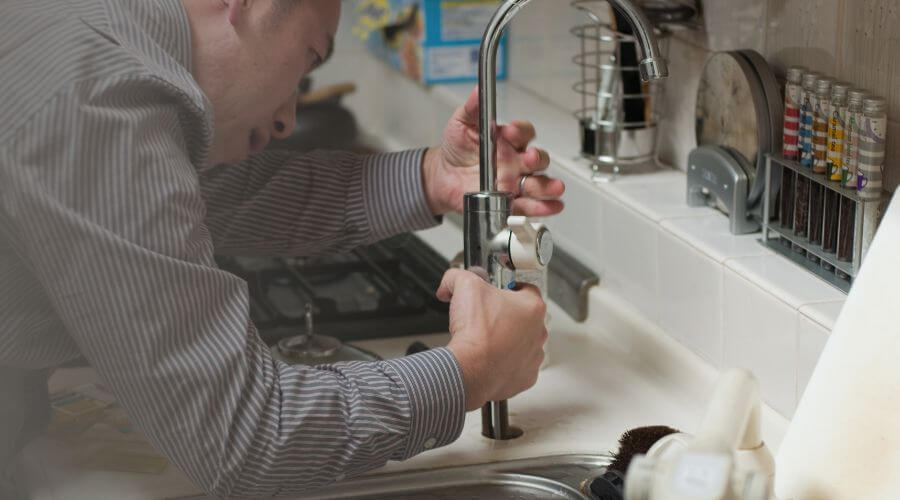 Professional bathroom faucet installation in Mountain View, HI